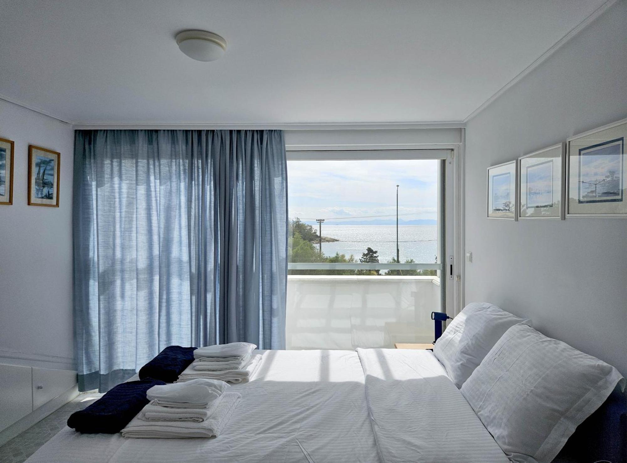 Lagonisi Beach House Kalivia Thorikou Exteriör bild